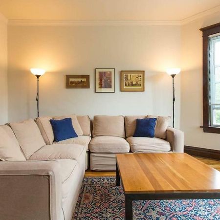 Apartamento Wrigley Oasis! Steps From The Field! - 3Bd 1Ba Chicago Exterior foto